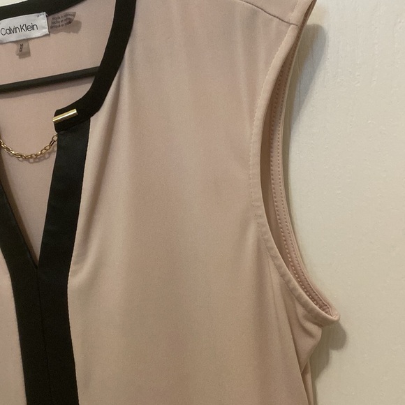 Calvin Klein blouse Medium - Picture 4 of 8